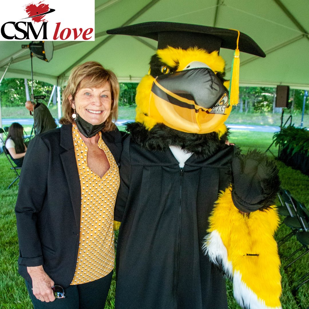 CSMHawks's tweet photo. Let's show some pride for CSM for #CSMLove! Share your photos of you or loved ones in your regalia celebrating your or their accomplishments!
#CSMHawks #CSMStudents #CSM #CSMGraduation #CollegeofSouthernMaryland https://t.co/bWURBQzJFf