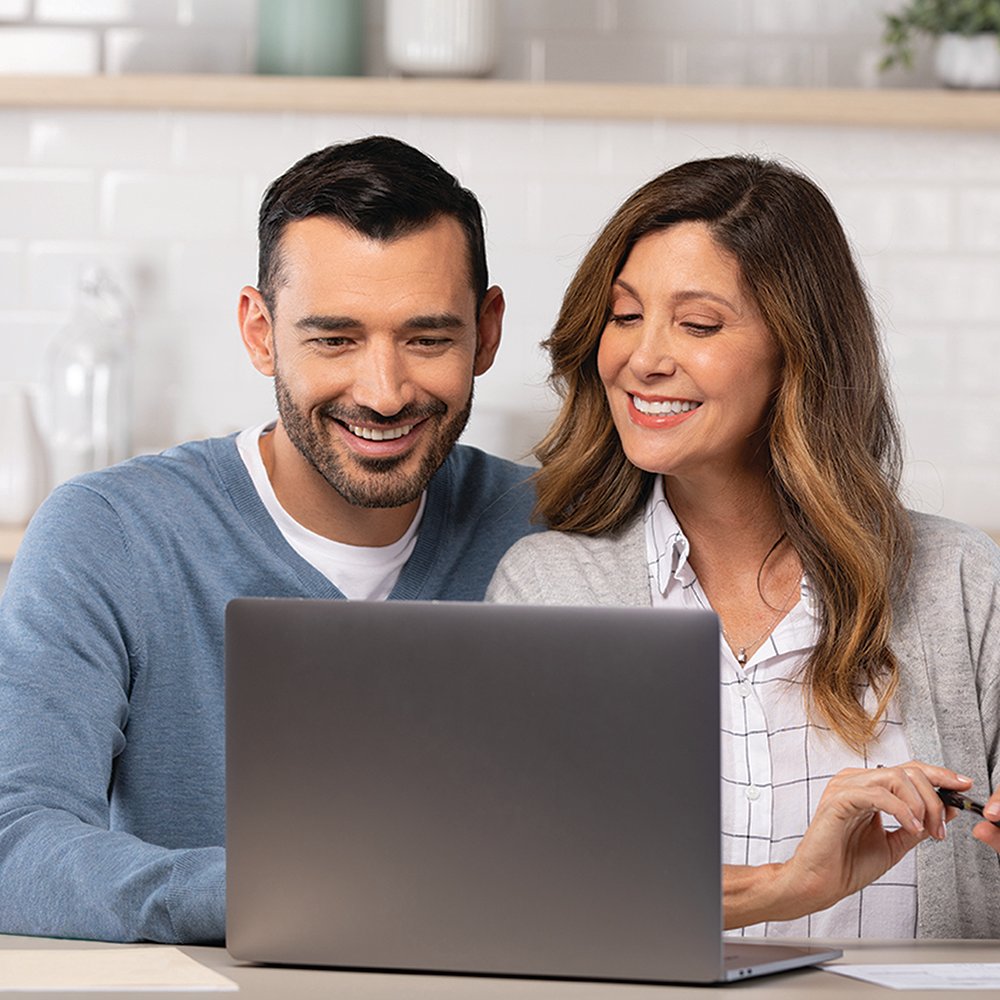 USAA's tweet photo. Ready for your tax refund? Grab your W-2 and get started with TurboTax. USAA members can save up to $20 at https://t.co/AqyvAru2xo. #PerksOfMembership https://t.co/qiJVeB2jHf
