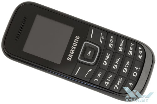 Старый кнопочный самсунг. Samsung gt-e1200r. Samsung gt 1200r. Самсунг 1200. Кнопочный телефон Samsung gt-e1200r.
