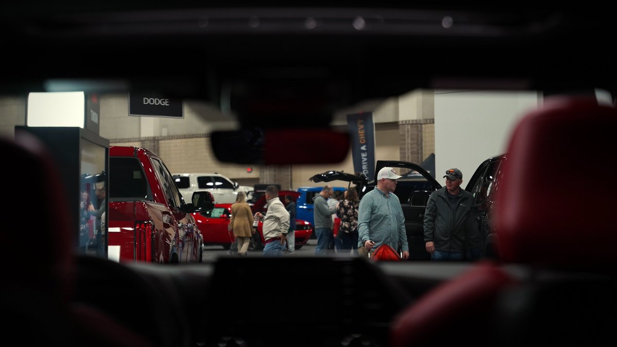KnoxAutoShow's tweet photo. Thanks for a great time at the Knoxville Auto Show! We can't wait to see you next year. #KnoxAutoShow https://t.co/6zsl8Y6Zrp