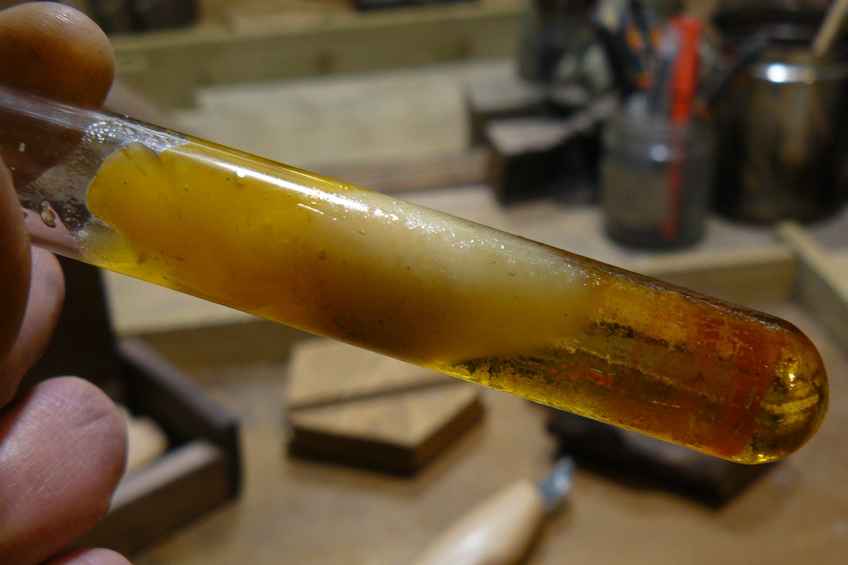 WutheringHikes's tweet photo. Process of transforming raw beeswax into polish &amp; wood treatments. ive used different ratios of of raw beeswax &amp; oils to reinforce, preserve &amp; polish, depending on the porosity of the wood, that will sink into the grain &amp; create a firmer material to carve- &amp; they smell of honey ! https://t.co/fxgGxMtmjn