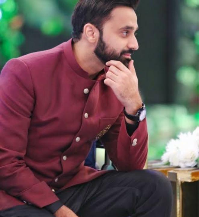 ifaryalawan's tweet image. Here's the day of the most praiseworthy n gem of the person one could ever know about...The one who can infatuate anyone by his calm gestures...No one but a possessor of indescribable elegance💛....
SHAN OF SHANE_ RAMADAN
#waseembadami
#7thfeb