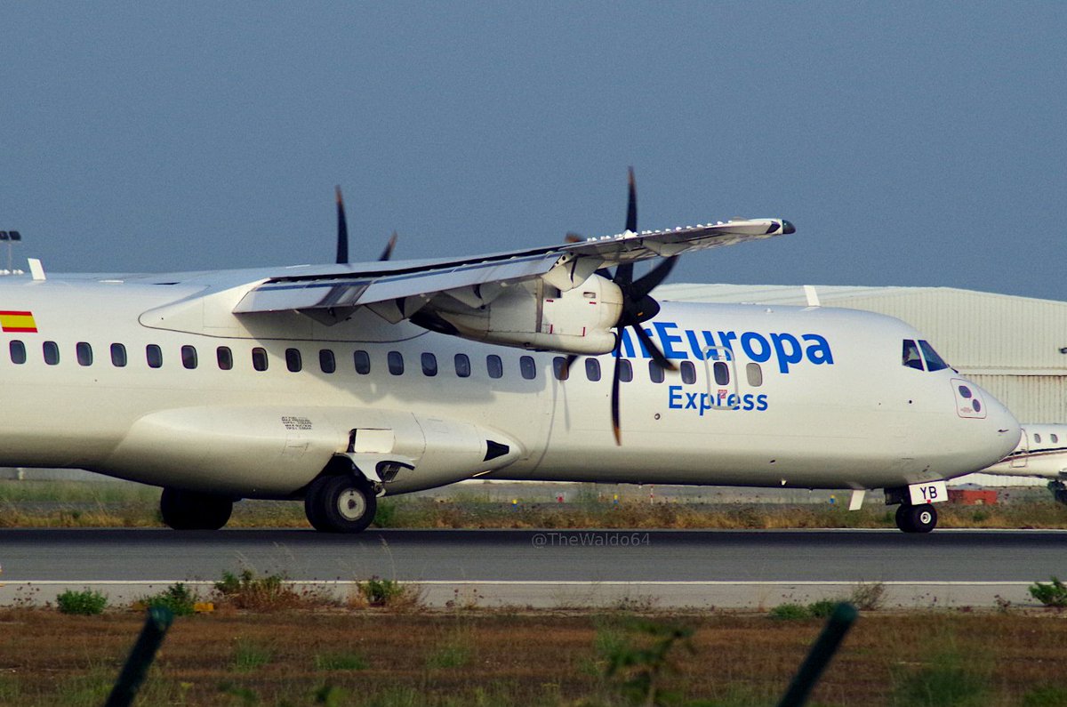 TheWaldo64's tweet photo. #AirEuropa Express 4535 (AEA73CN) 🛫 Palma de Mallorca 🛬 Menorca
- 6/07/2019 (#LEMH MAH)
- EC-LYB #ATR72-500 (#AT75) https://t.co/dcocU7Vjhj