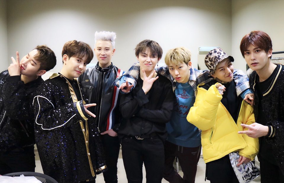 ukwonowku's tweet photo. #팬플4월_블락비 #팬플러스 #블락비
🖤💛🖤팬플러스 4월 투표 열렸습니다!🖤💛🖤
투표권 받아가시고 블락비 많은 투표 부탁🐝 https://t.co/BpM0KR3qPS