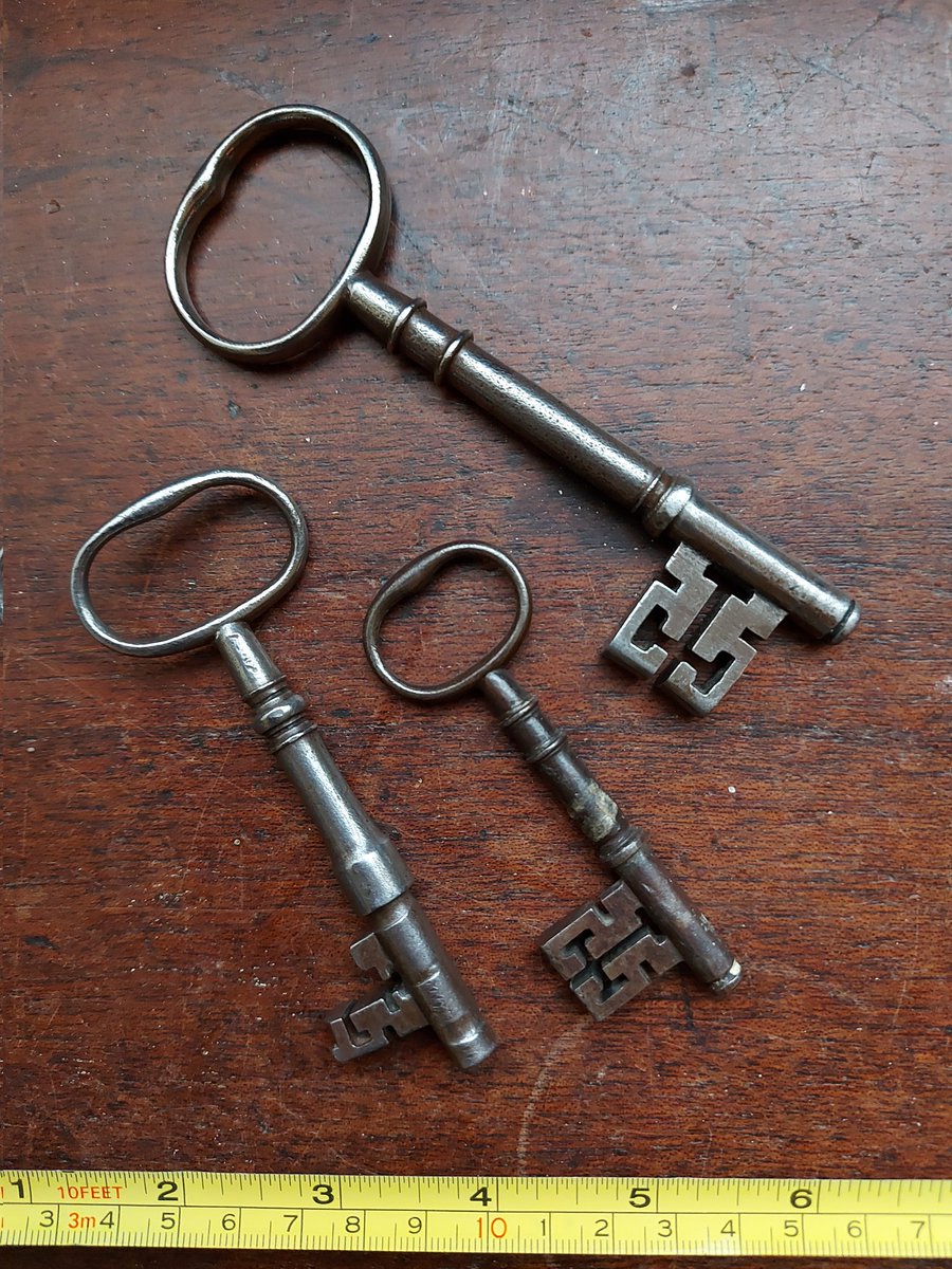 Mid20th's tweet photo. One of the great things about historic houses! These beautiful keys all live at the Georgian House Museum, opening enticing rooms like the butler's pantry... @HouseGeorgian #BehindtheScenes https://t.co/ztZxeRk3OR