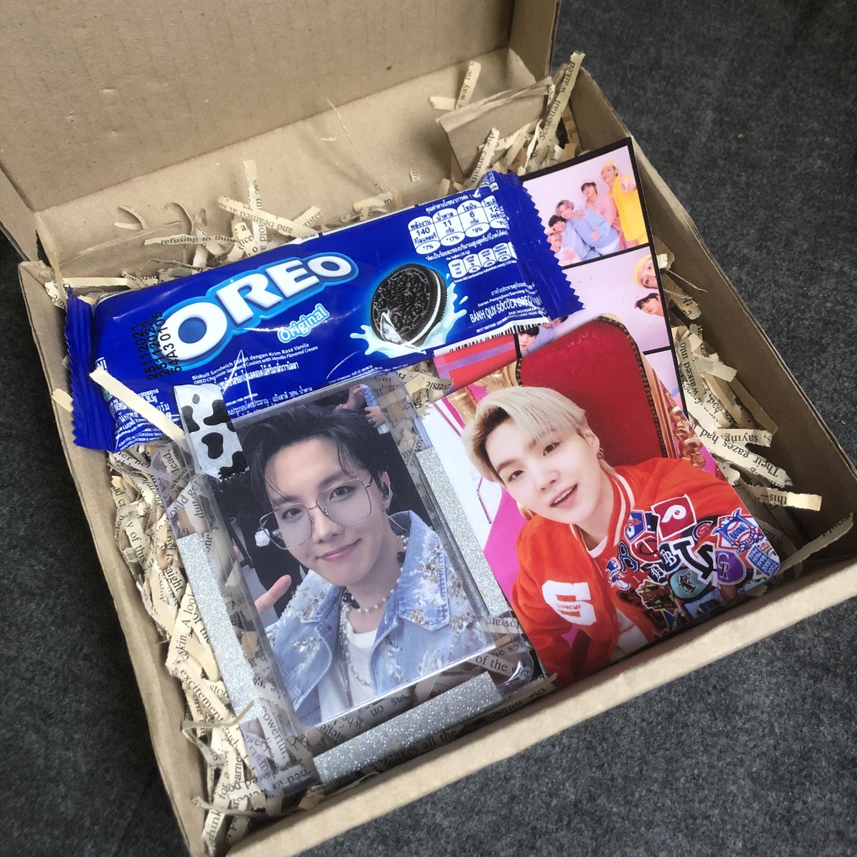 kseokjinswifey's tweet photo. — [♡] ; #tutinbudols 

tysm for letting me adopt hobi @0X1AGUST🌷 tagal ko nang gusto tong pc na to kasi grabe sparks huhu >< super happy i got this at a very steal price🦋

#agust_feedback https://t.co/8qrBjBgZKO