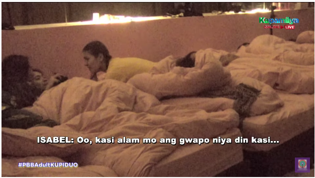 PBBabscbn's tweet photo. Si Seham, ikinwento kina Isabel at Rica an crush nito si Zach #PBBAdultKUPIDUO https://t.co/5NX9QqzmsB