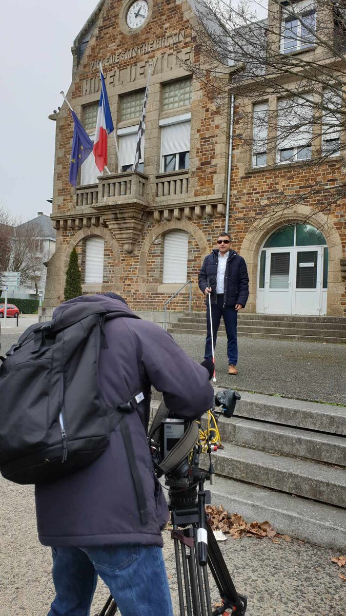 MAnnereau's tweet photo. Chose promise, chose due ! 
Retrouvez moi  à  13h40 sur @France5tv dans #LeMagazineDeLaSanté qui est venu à ma rencontre sur #SaintHerblain https://t.co/8wgwm7QAAB