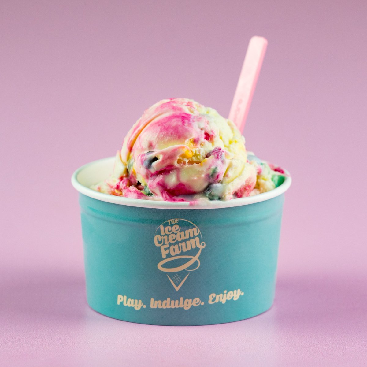 stickypawsff's tweet photo. I scream you scream, we all scream for ice cream!🍦

A sweet treat that everyone loves! We have 12 @cheshirefarm_icecream flavours here at Sticky Paws including Mocha Coffee, Rainbow, Pineapple Sorbet, Lotus Biscoff and Summer Fruits alongside a bunch of familiar favourites. 🍨 https://t.co/10AYsGBQ37
