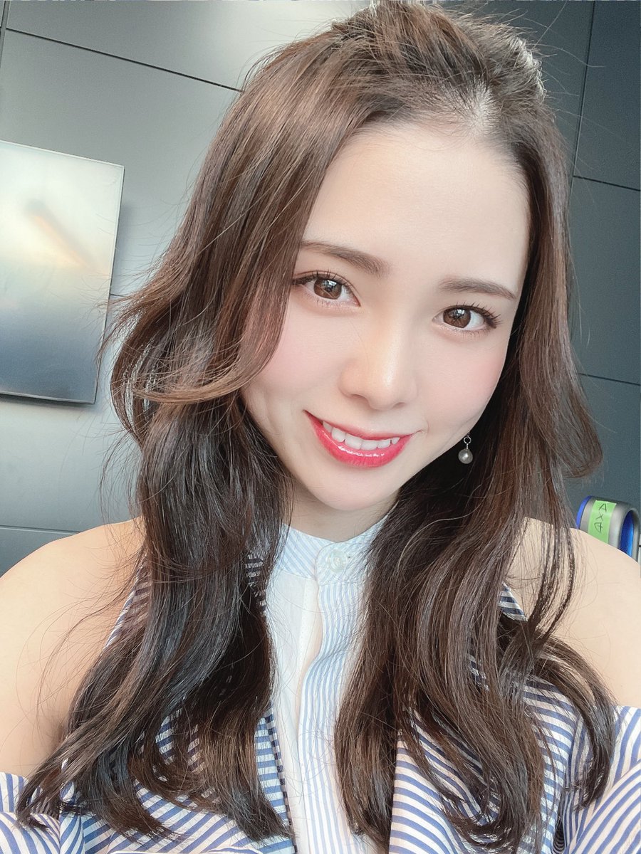 hoooonoka0128's tweet photo. いつも応援してくれるファンのみんなへ。
メッセージ書いてみたよ😚🙏

#明治ミルクチョコレート
#チョコレートでもっと話そう
#PR https://t.co/DZ0DoP0NG9