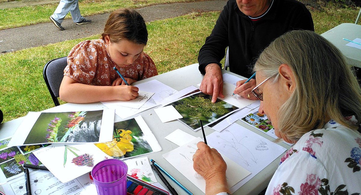 . <a href="/ArtPopUpUK/">Art Pop-Up</a> discovered how art can help understand community divisions and found ways of bridging these through co-creation. One example of this was the Doorstep Festival, which took performers out into the streets.

gulbenkian.pt/uk-branch/shor…

#CivicArts <a href="/CulturalKings/">King's Culture</a>
