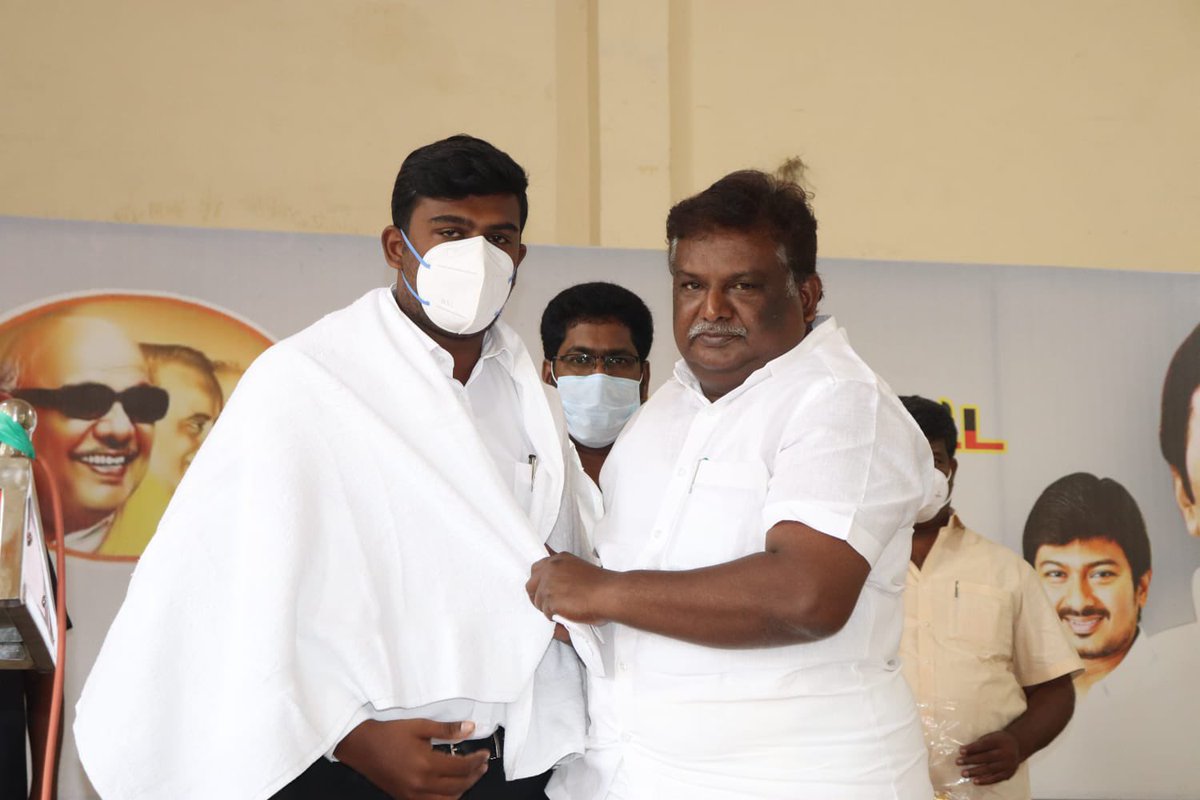 ROYALE RAHUL tweet media