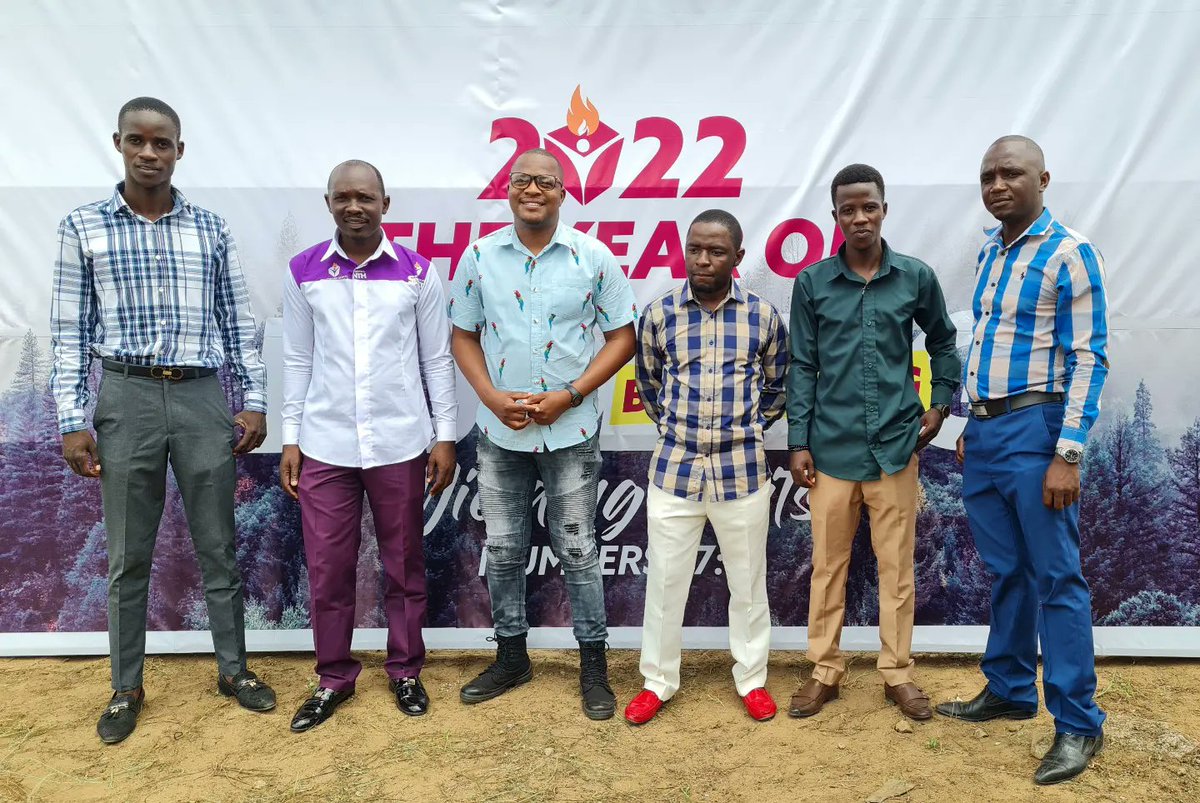 LloydMungoni's tweet photo. WORSHIP REVIVAL ROADSHOW SEVENTH ANNIVERSARY CELEBRATIONS๐ฅ๐ฅ๐ฅ๐ฅ 08/02/22.
Congratulations to Pastor Kassam and the whole Church, May God bless your Ministry!!
The Edutainer OnSet๐
#theedutainer #Roadshows #YourMC #facilitation #MCServices #YearOfExpansion #InternationalMC https://t.co/ct137nhLrM