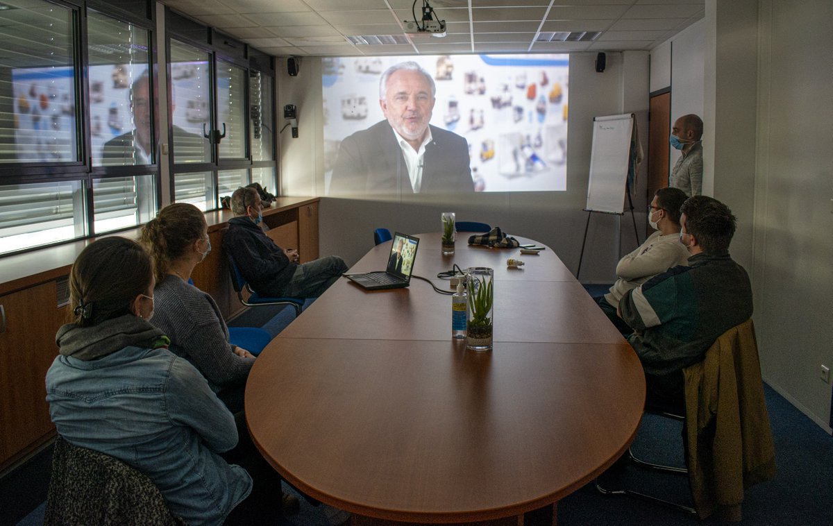 En Septembre, #LanérybyGruau organisait un concours pour faire gagner à ses abonnés Youtube des miniatures de véhicules pompier et une visite d'ateliers
Une journée pour découvrir les métiers et savoir-faire de la carrosserie construction
Merci pour ce super moment de partage!