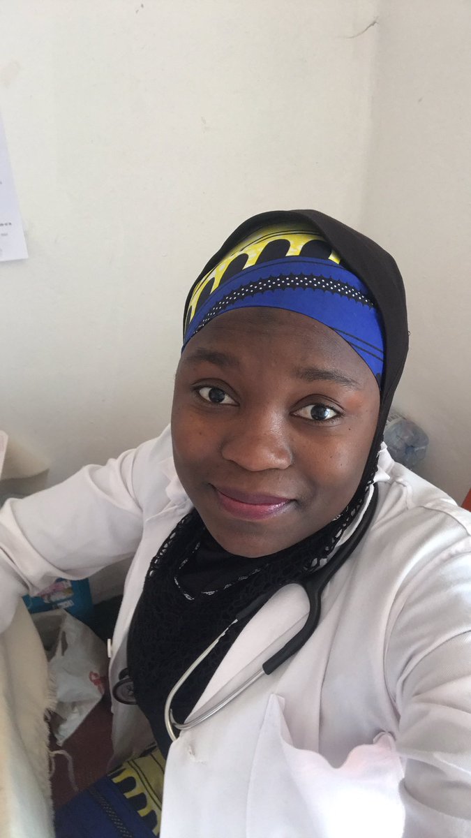 NatachaNgapout's tweet photo. Essayons de nouveau #doctorforlife https://t.co/jzd0RODN6p
