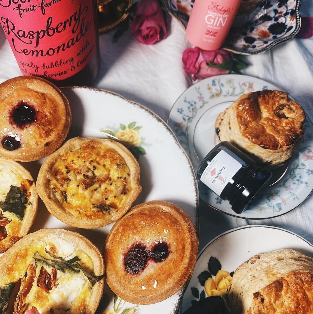 Wigston Deli <a href="/NewsAndDeli/">Wigston Fields News & Deli</a> is expanding with their new deli in Swithland opening on Thursday this week. Head down on opening day for free <a href="/burleighsgin/">Burleighs Gin</a> sampling, special opening offers and then Pay What You Feel pizza in the evening. Full info below.

➡ coolasleicester.co.uk/wigston-deli-e…