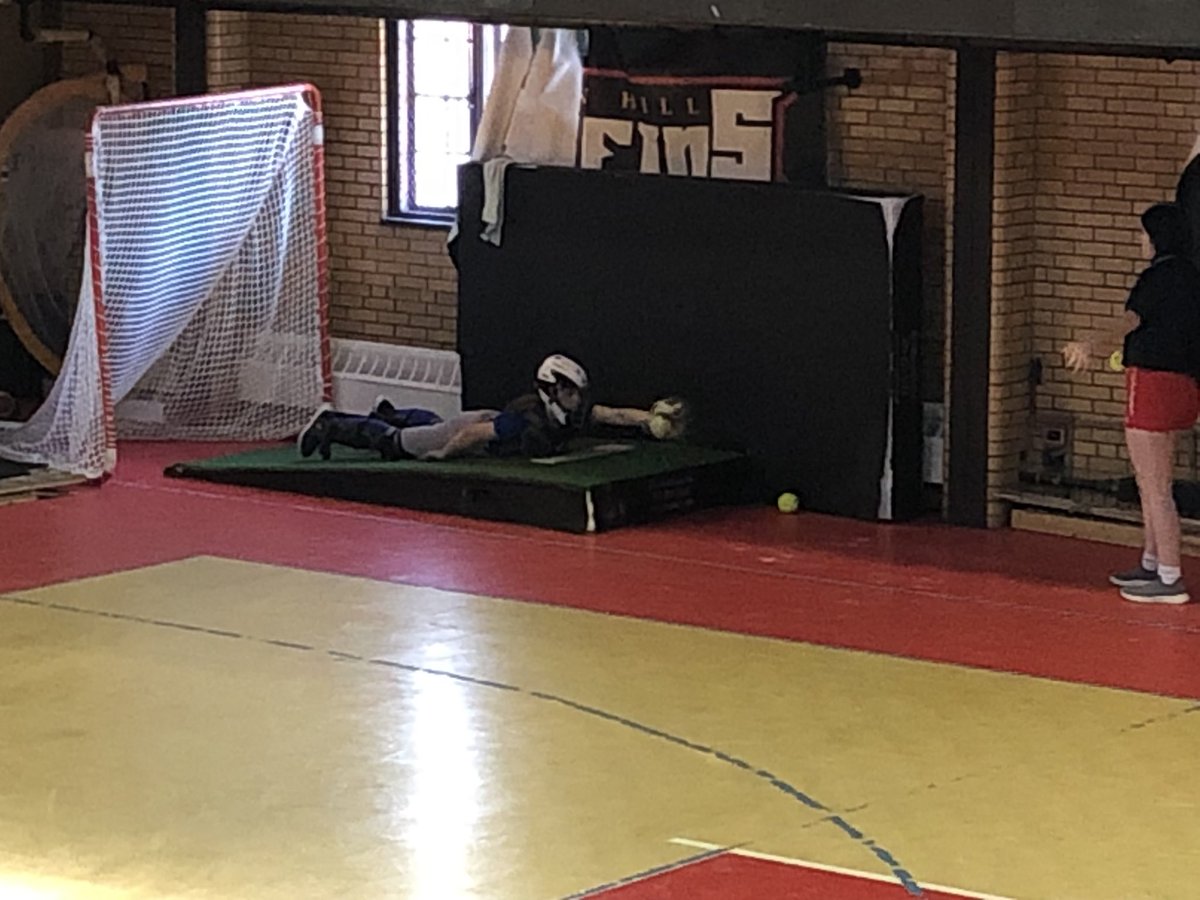 15u_elite's tweet photo. Great work yesterday @EmmaCervola at the @SHUgriffinsSB camp!  It was her second time there and loved it.@OilerPride22 https://t.co/LAXqDzlH4J