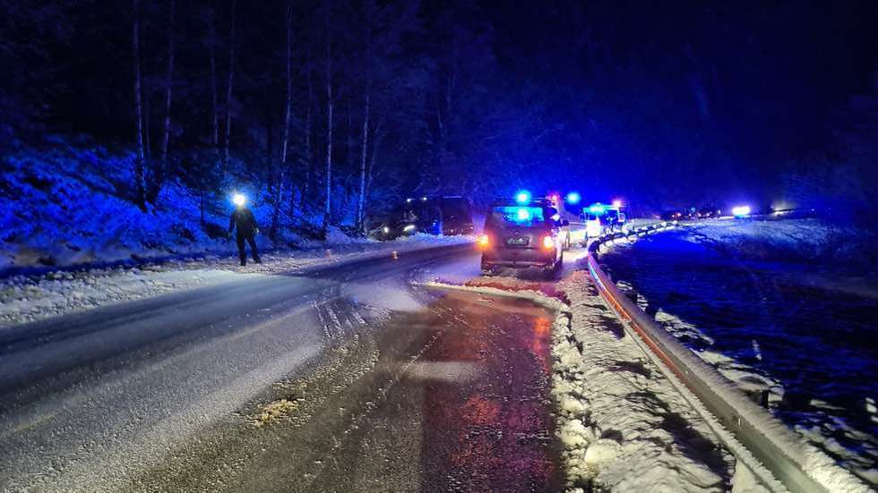 – Alt vel med jentene(pluss) dlvr.it/SJWtZK