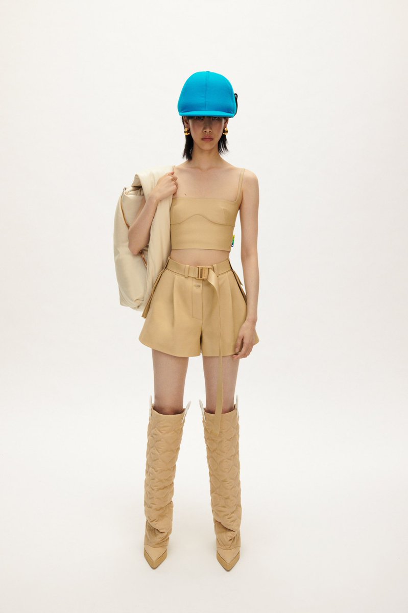 diorangxl's tweet photo. Off-White Spring 2022 RTW https://t.co/Kiv1xbjH8O