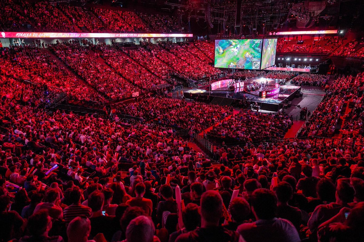 Le monde de l’esport est en pleine expansion, mais il est parfois compliqué de l'intérêt des compétitions qui animent ce nouveau monde. 
Afin de vous éclairer sur ce sujet nous vous donnons aujourd’hui via cet article 3 raisons de créer un tournoi. 
playce.gg/post/dans-quel…
