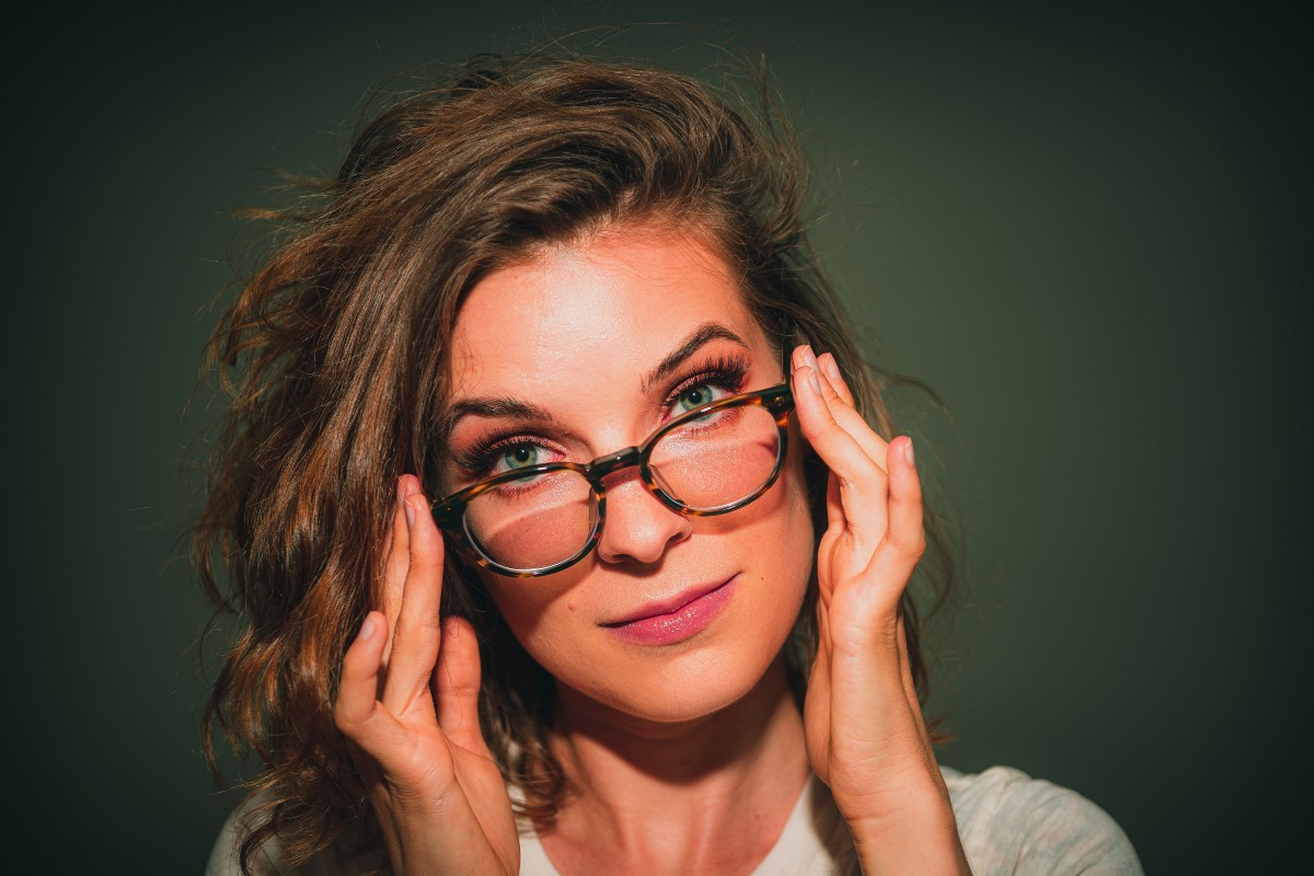 DeborahGRiegel's tweet photo. Confident humility is having the modesty to understand whether you’re the best person to make a decision. It means learning from others when they’re the expert and acting with boldness when you’re the expert. https://t.co/d4gQlOLqE8 #Leadership #ConfidentHumility https://t.co/ubPAYxnyeW