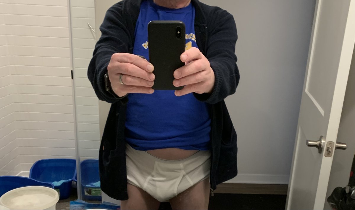 todaysbriefs's tweet photo. Today’s righty whites are JCPENNEY towncraft full cut white briefs. Size 32. https://t.co/FrKv582pNE