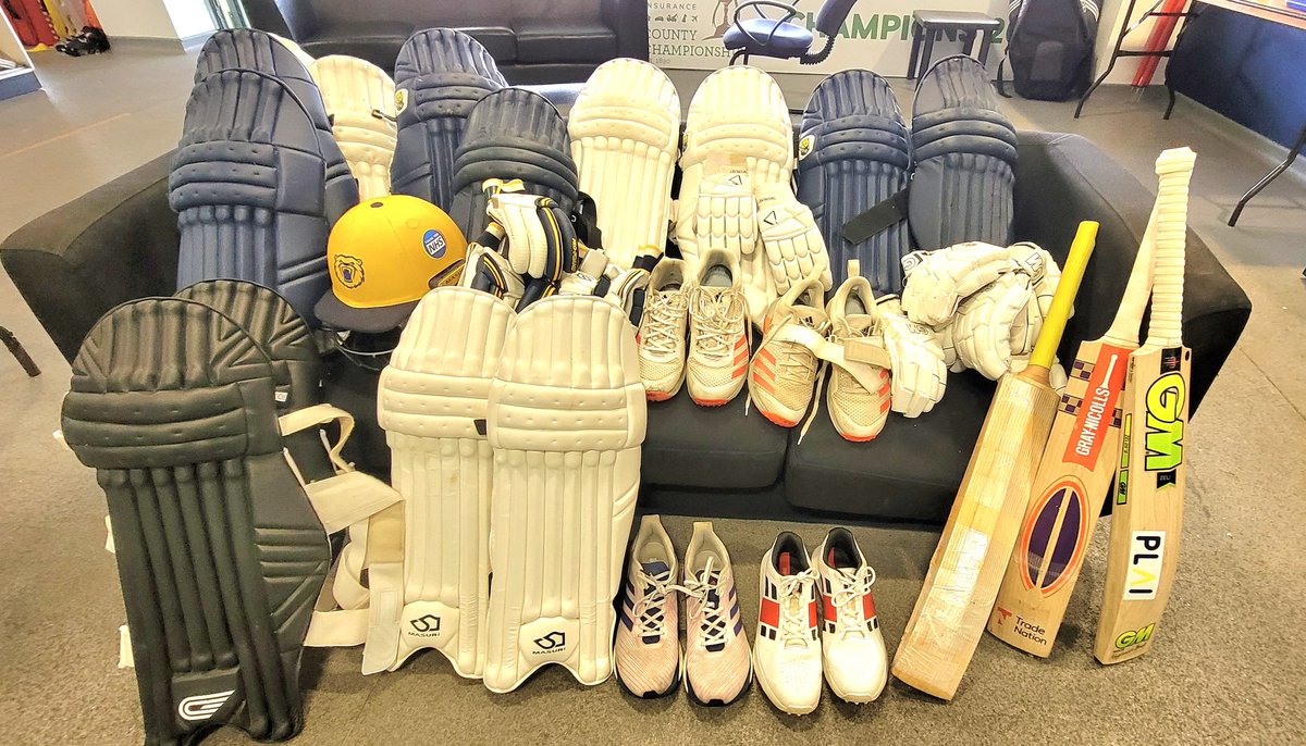 Tharindu Perera (@coachtharindu) on Twitter photo Massive thanks to <a href="/WarwickshireCCC/">Bears</a> boys for their continued support for <a href="/CeylonCF/">Ceylon Cricket Foundation</a> ๐ ๐ฑ๐ฐ๐ด๓ ง๓ ข๓ ฅ๓ ฎ๓ ง๓ ฟ๐คฆ๐พโโ๏ธโค๏ธ <a href="/willrhodes35/">Will Rhodes</a> <a href="/chriswoakes/">Chris Woakes</a> <a href="/timbresnan/">Tim Bresnan</a>
<a href="/OllyStone2/">Olly Stone</a> <a href="/danmousley80/">Dan Mousley</a> <a href="/Georgegarrett14/">George Garrett</a> <a href="/adamhose21/">Adam Hose</a> <a href="/Ryansidebottom2/">Ryan Sidebottom</a> #youbears <a href="/englandcricket/">England Cricket</a> #birminghambears #Warwickshire Massive thanks to <a href="/WarwickshireCCC/">Bears</a> boys for their continued support for <a href="/CeylonCF/">Ceylon Cricket Foundation</a> ๐ ๐ฑ๐ฐ๐ด๓ ง๓ ข๓ ฅ๓ ฎ๓ ง๓ ฟ๐คฆ๐พโโ๏ธโค๏ธ <a href="/willrhodes35/">Will Rhodes</a> <a href="/chriswoakes/">Chris Woakes</a> <a href="/timbresnan/">Tim Bresnan</a>
<a href="/OllyStone2/">Olly Stone</a> <a href="/danmousley80/">Dan Mousley</a> <a href="/Georgegarrett14/">George Garrett</a> <a href="/adamhose21/">Adam Hose</a> <a href="/Ryansidebottom2/">Ryan Sidebottom</a> #youbears <a href="/englandcricket/">England Cricket</a> #birminghambears #Warwickshire