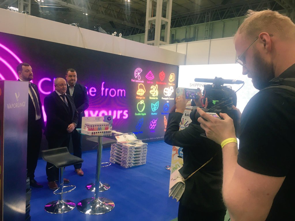Having a great time shooting today at <a href="/thenec/">The NEC</a> with the <a href="/VaporLinQGroup/">VaporLinQ</a> team 🎥😌