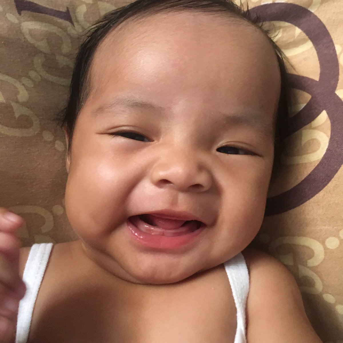 fortich_aira's tweet photo. gilagid reveal😁💘 https://t.co/MFRWmsvtuU