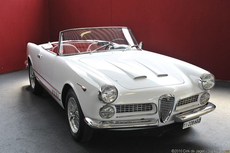 KizoolSizam's tweet image. 1958 Alfa Romeo 2000 Spider, design Pininfarina.
@AKoleso_com @lagos682 @RandyDa25687858 @kmandei3 @DryftWyzard @campoverde77 @de_havas @Q80_SUPERMAN @j000mana000 @linssemenneke @lagos682 @LiveLuxxurious @Doctore_Tinte @HA11NNH @Car_Gallery_ @michele69028102 @ronaldo_green5