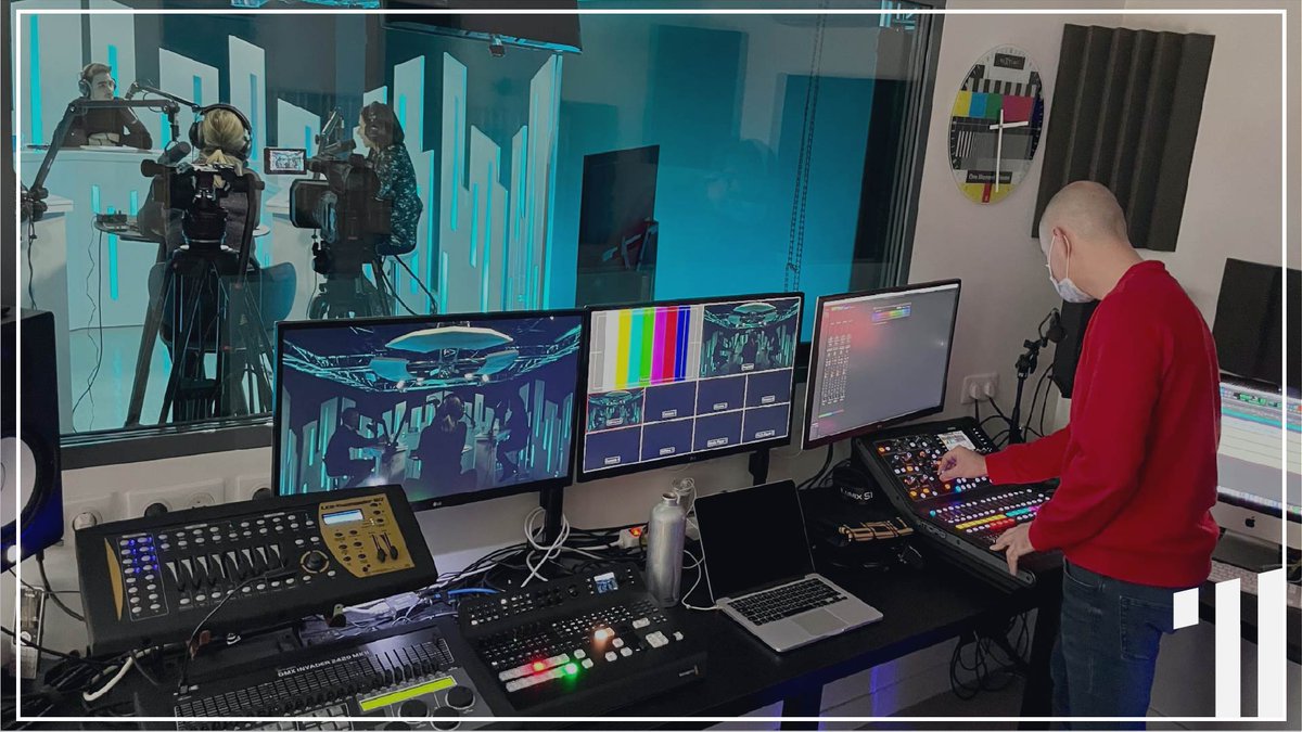 [Studio 156] 
🎥« Ça tourne »
🎤Le studio 156 ce sont de la vidéo, du podcast, des lives. 
🏠Situé au sein de l’écosystème <a href="/Ohm_Paris/">Ôhm - La Maison du Dirigeant</a> , le studio s’adapte à vos besoins avec une multitude de formats.
#studio #podcast #vidéo #dirigeant #tournage #studio156