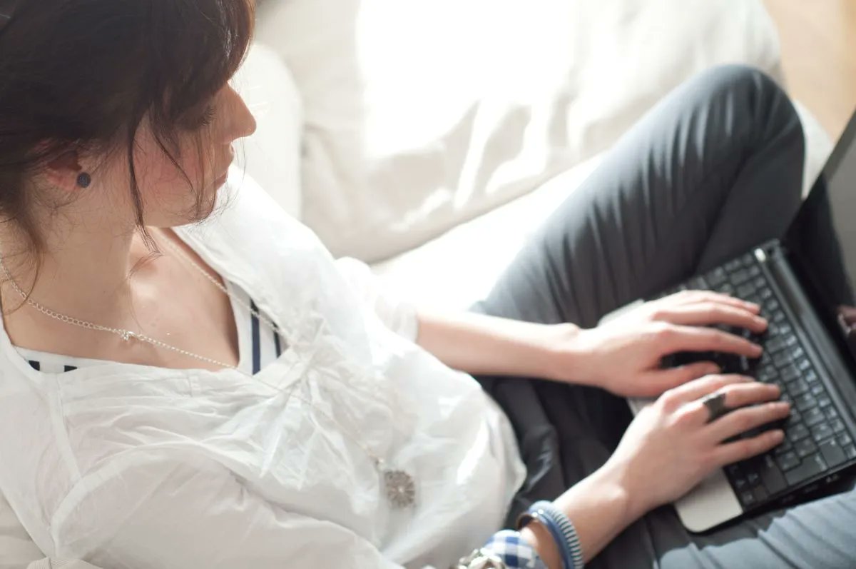 foundationit's tweet photo. The pandemic continues to keep workers at home, flexible working technologies have more or less become the norm. However, its complexity is only going to increase. Setting up your employees remotely will enable better collaboration across the business >> https://t.co/nKUSeHpeSG https://t.co/iJPRKkETTk