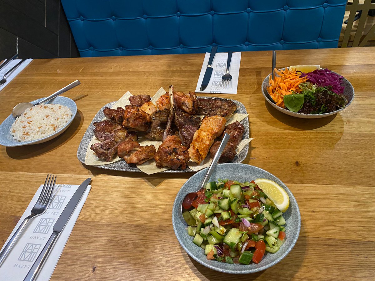 havetrestaurant's tweet photo. We are DROOLING over this 5 choice combo!! 🔥Make sure you get a piece of the action and book your table today! 😍 https://t.co/jTLVyPQokR #HavetFresh https://t.co/KyDnncGMyN