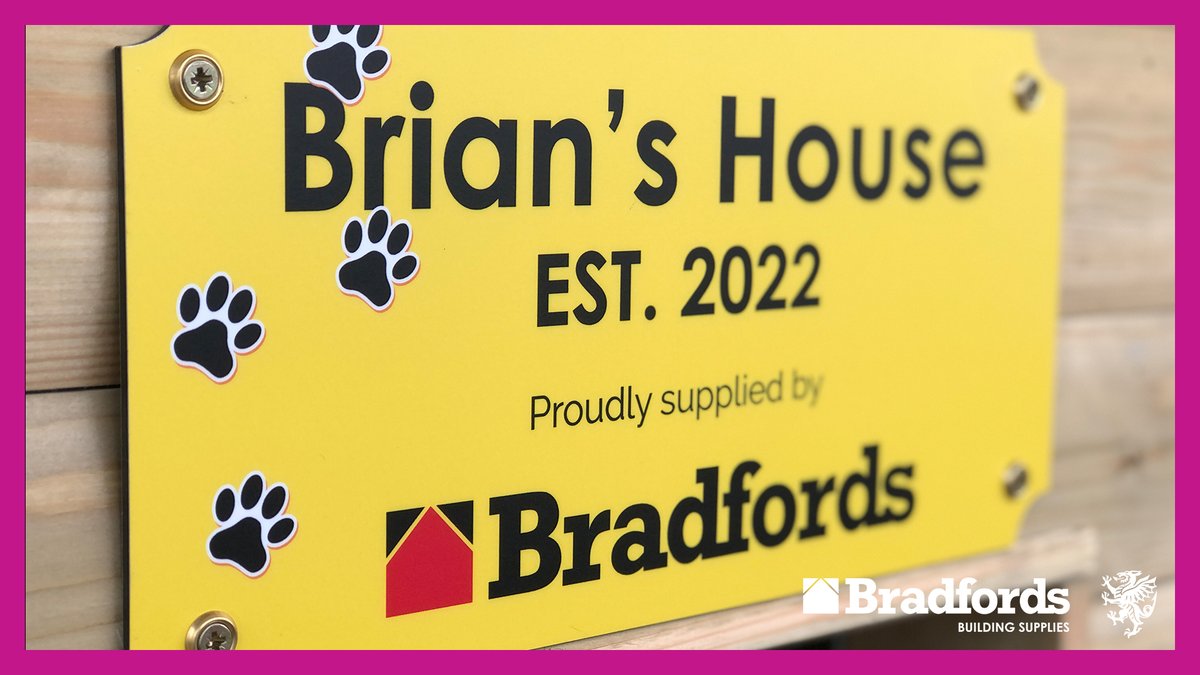 SomersetCCC's tweet image. We are delighted to unveil our latest building development at the CACG, a permanent house outside the Andy Caddick Pavilion for @SCCCBrianTheCat 🐈

#WeAreSomerset 
@Bradfords_Build