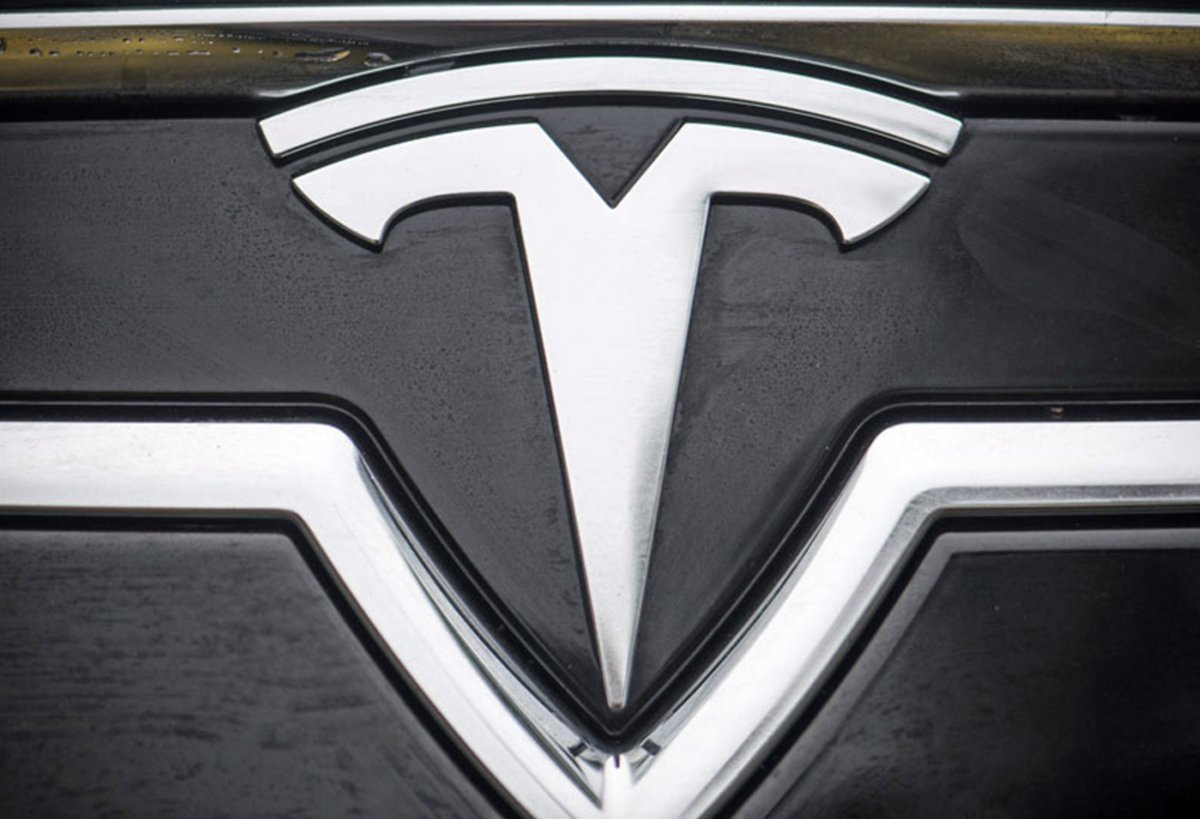 Tesla is now holding $1.99 BILLION in #Bitcoin 🙌