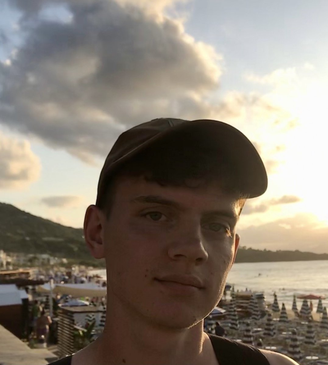 Harry Gully is a first-year PhD student at the <a href="/UniofNottingham/">Uni of Nottingham #WeAreUoN</a>, and he is currently developing a method to detect galaxy protoclusters! 

He also contributed to the creation of a new catalogue of Ultraluminous X-ray Sources - see more here: 

doi.org/10.1093/mnras/…