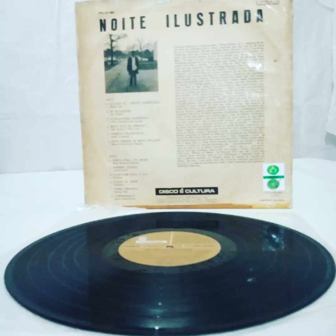 discobrasilofc's tweet image. LP Noite Ilustrada
Continental, 1971, Estéreo 

✔️ Raridade 
✔️ Usado 
✔️ Capa com fita adesiva e  
✔️ Vinil em excelente estado

💸 R$ 30,00 + frete (transferência ou PIX) 
💸 R$ 35,00 + frete (cartão)

☎️ (81) 99798-6001 (Telezap)

#noiteilustrada 
#samba 
#sambamineiro