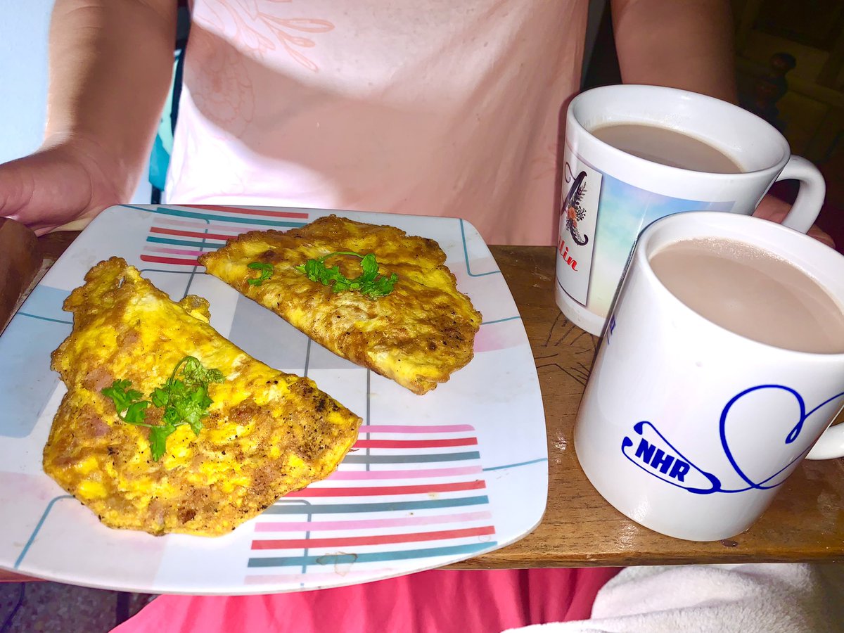 Noelvys8's tweet photo. Desayuno a la cama… para comenzar el día súper bien… https://t.co/dAnAFeFGtv
