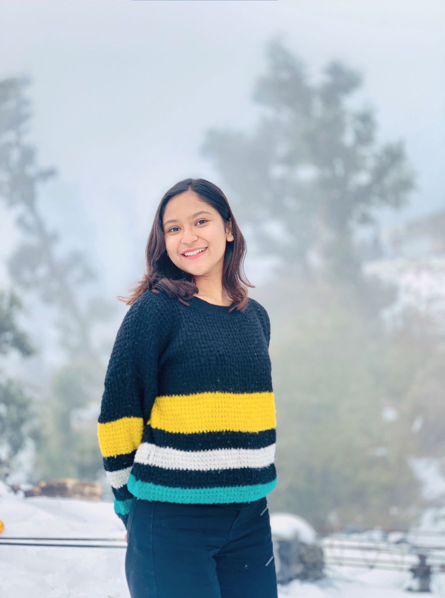 shovanabhat's tweet photo. #firsttimeinsnow <3 https://t.co/t1skGCCc4m