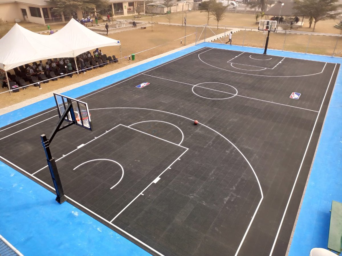LASPARKLagos's tweet photo. Lagos State Parks and Gardens Agency (LASPARK) has collaborated with the National Basketball Association (NBA Africa) and Hennessy to remodel the Basketball Court in Ikorodu Recreational Park.
#LASPARK https://t.co/yCe1UsuFXm