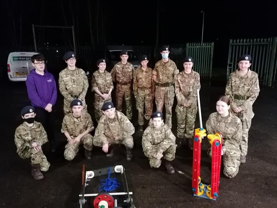 Last Friday saw our cadets putting their brains and team building skills hard at work, with our service instructor assisting the NCO’s in running a STEM night!