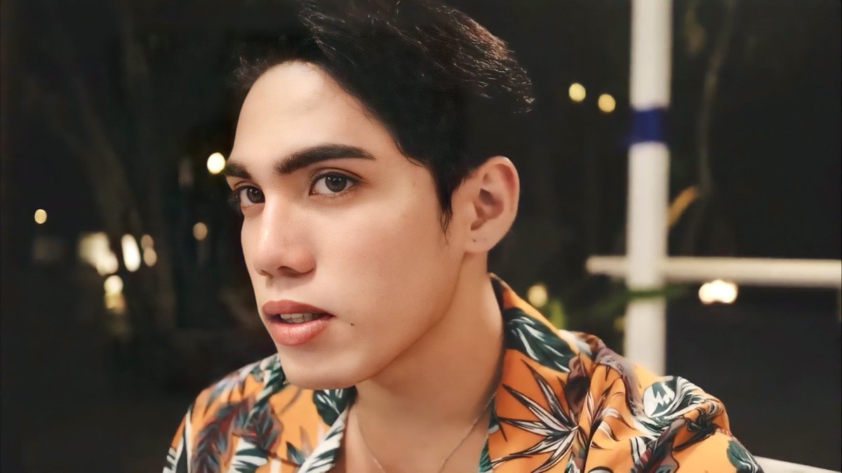 ShiningStell's tweet photo. Cute? Pogi? BOTH! @stellajero_ 🤧

@SB19Official #SB19
#VesToursPala2 #SB19_STELL https://t.co/5kq4IQiODs