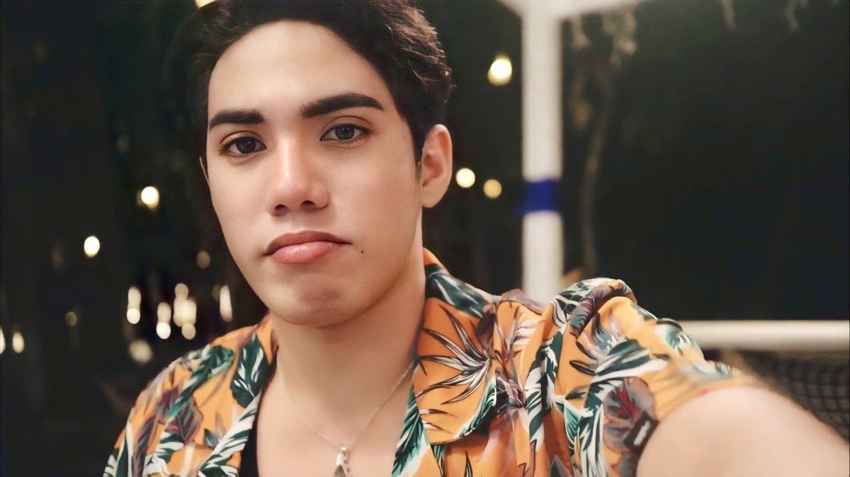 ShiningStell's tweet photo. Cute? Pogi? BOTH! @stellajero_ 🤧

@SB19Official #SB19
#VesToursPala2 #SB19_STELL https://t.co/5kq4IQiODs