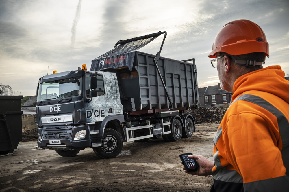 Hiabglobal's tweet photo. DCE’S DOUBLE DELIGHT WITH HIAB. UK based Demolition Contracting &amp; Environmental Services (DCE) Ltd has invested in two new MULTILIFT Ultima 21s hooklifts. After just six short weeks the team are already feeling the benefits right across the business. More: https://t.co/qbHNvks7Ij https://t.co/iCQSiw2Auh