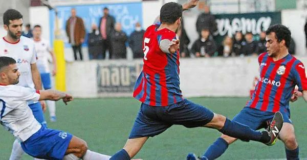 esdiarimenorca's tweet photo. DEPORTES | Fútbol. La crónica de Liga Regional https://t.co/cE06V1Mh3a https://t.co/W6PY2DsunK