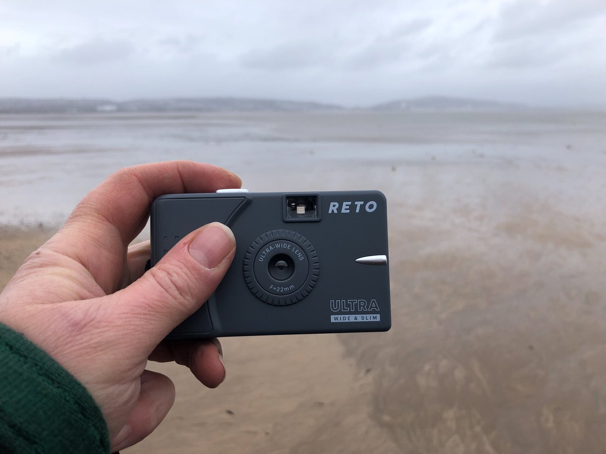 TobyVPhoto's tweet photo. I took my #RetoUWS to the beach on Saturday. Loaded with @ILFORDPhoto #HP5plus #UltraWideAndSlim @EMULSIVEfilm @AnalogueWLand It’s fabby! https://t.co/cIOgQb0yma