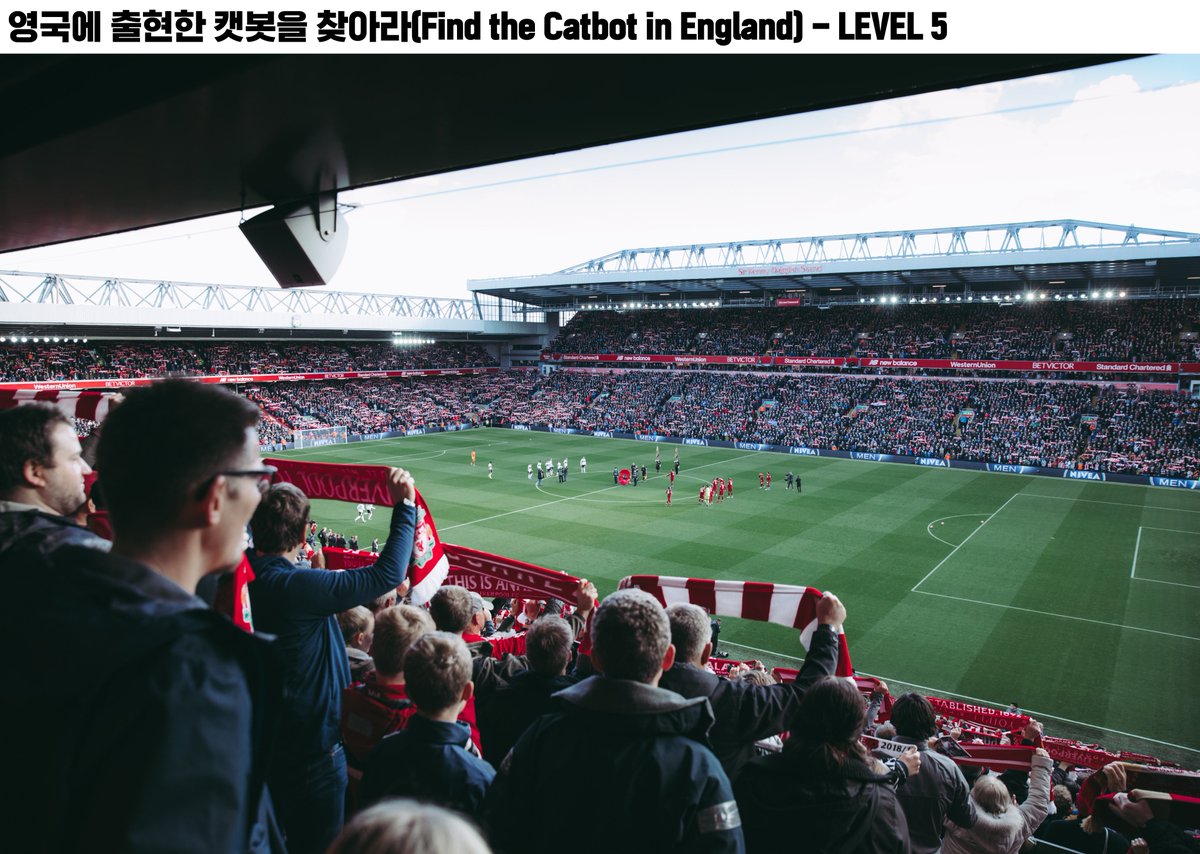 CATBOTICA_kr's tweet photo. 월~금 캣보티카 디코 홀더인증방에서 진행되는 캣봇찾기 이벤트, 오늘은 캣보티카가 지구에 처음 도착한 영국에 출현한 캣봇을 찾아봤습니다. 내일은 어디로 캣봇이 갈지 기대해주세요~ https://t.co/L8F0tB5PSD