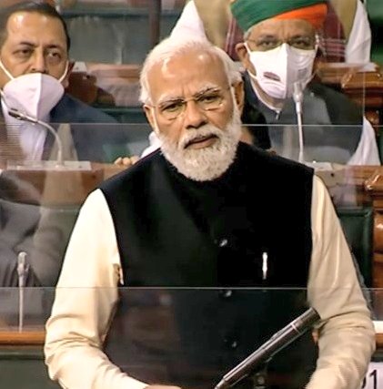 rose_k01's tweet image. PM Modi : Seems Congress has made up its mind not to come to power for the next 100 yearrs by opppsing all good policies then, &apos;Maine bhi 100 saal ki tyaari kar li hai &quot; 👌👏👏👏👏👏 #PMModi #ModiInParliament