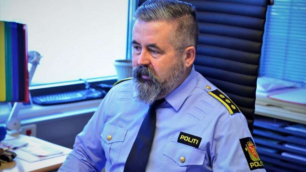 Hjulet losna – bilen hamna i grøfta(pluss) dlvr.it/SJX7N6