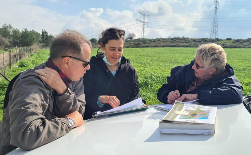 JAHC1's tweet photo. With Prof Marshall and Dr Wald discussing a precious stone project on Mount Carmel in Israel. https://t.co/x47XpRO7kq